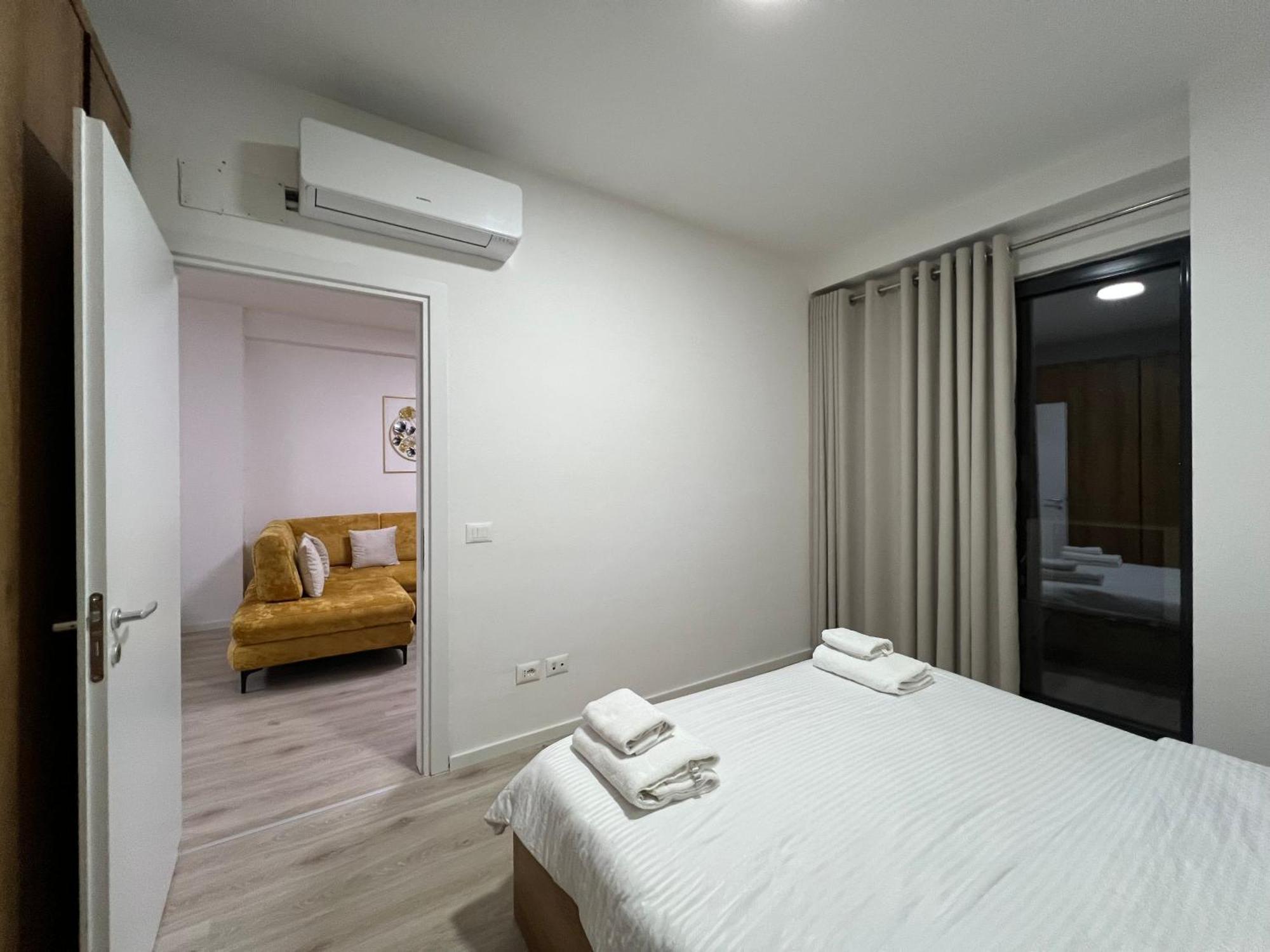 Dennys New Bazaar Delight Apartament *